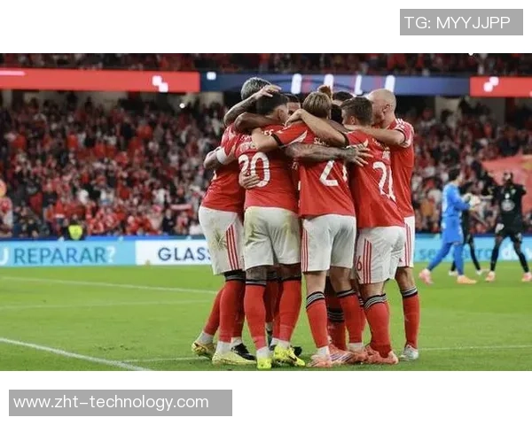 热刺大胜本菲卡6-2战术解析全场精彩瞬间回顾