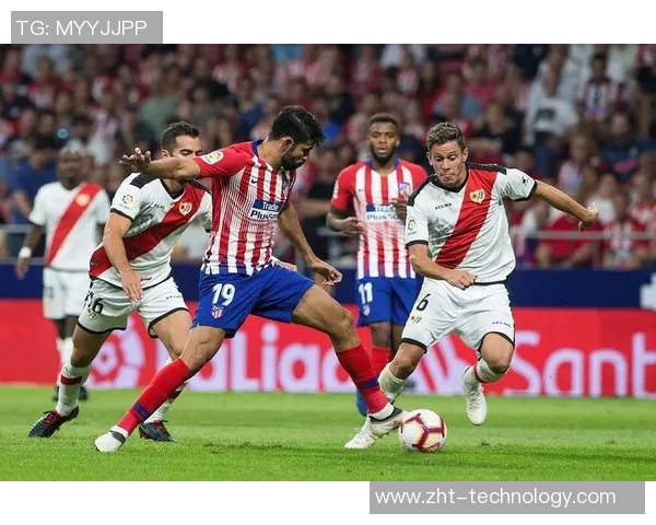 西甲激战：拜仁三球击溃马竞点球大战瞬间点燃全场激情